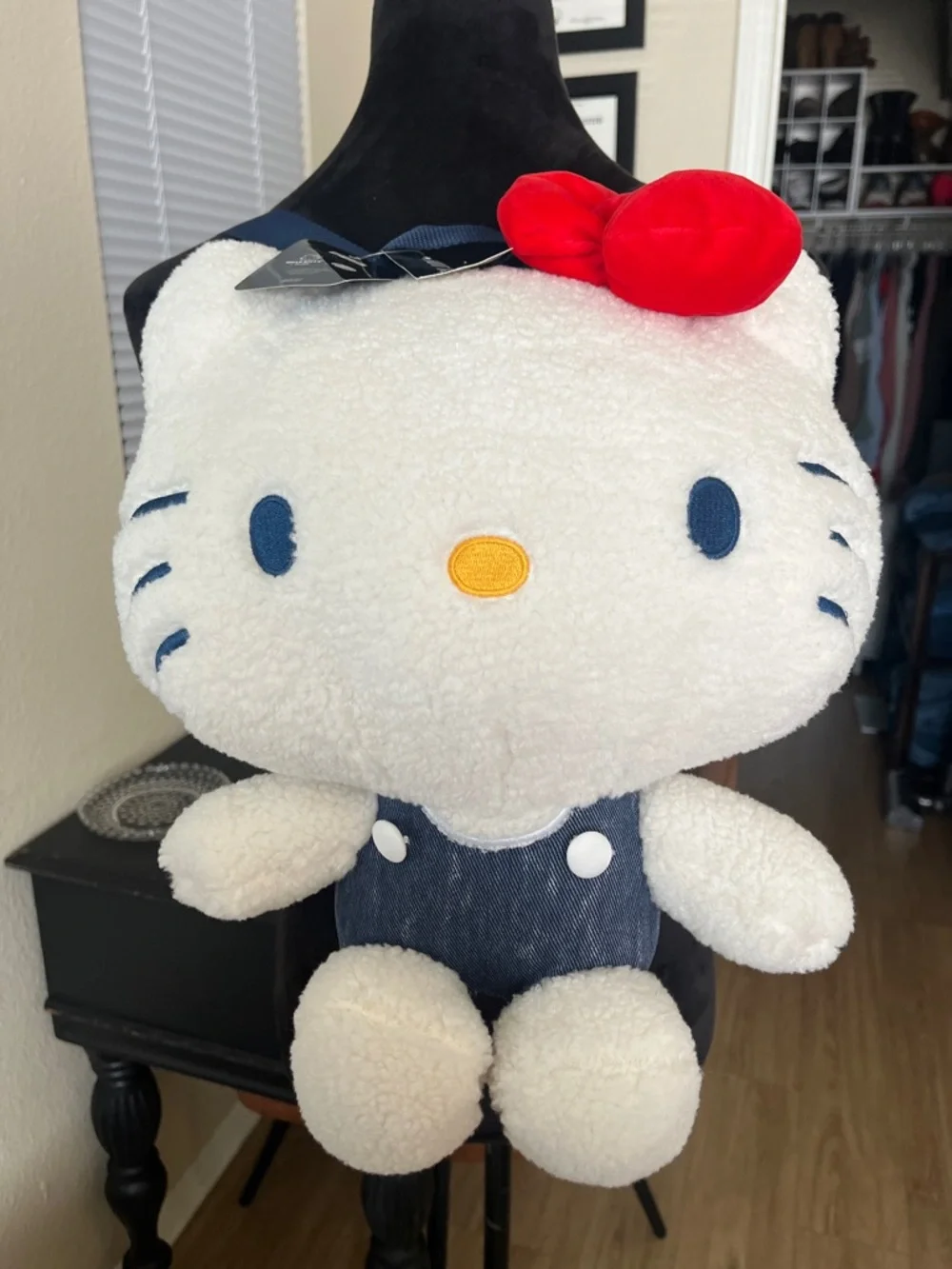 Hello Kitty White and Navy Sherpa Backback with zipper storage collector
